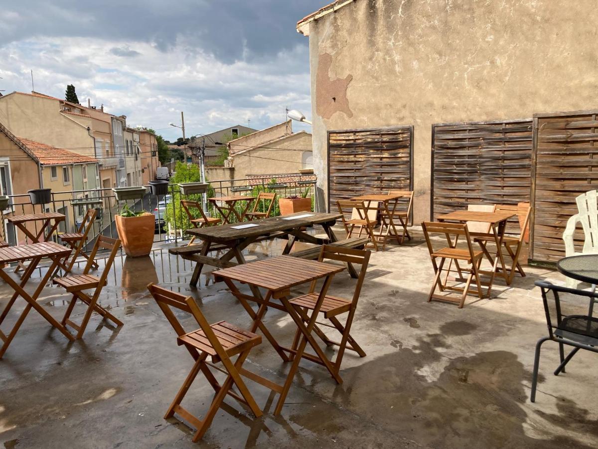 Hotel De Thau Meze Bagian luar foto