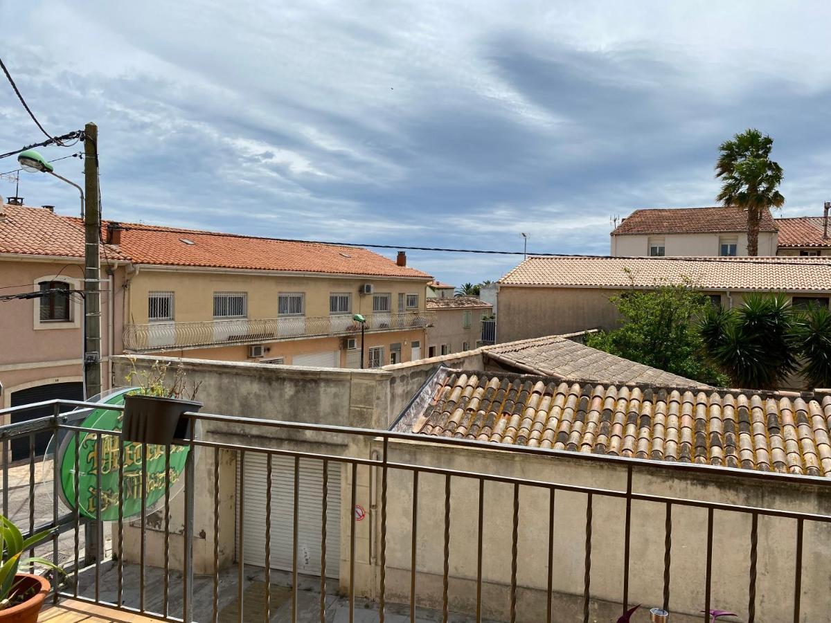 Hotel De Thau Meze Bagian luar foto