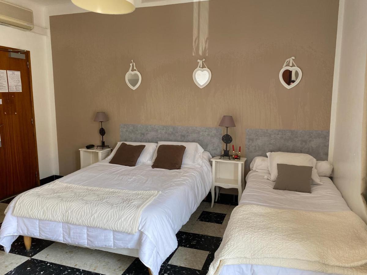 Hotel De Thau Meze Bagian luar foto