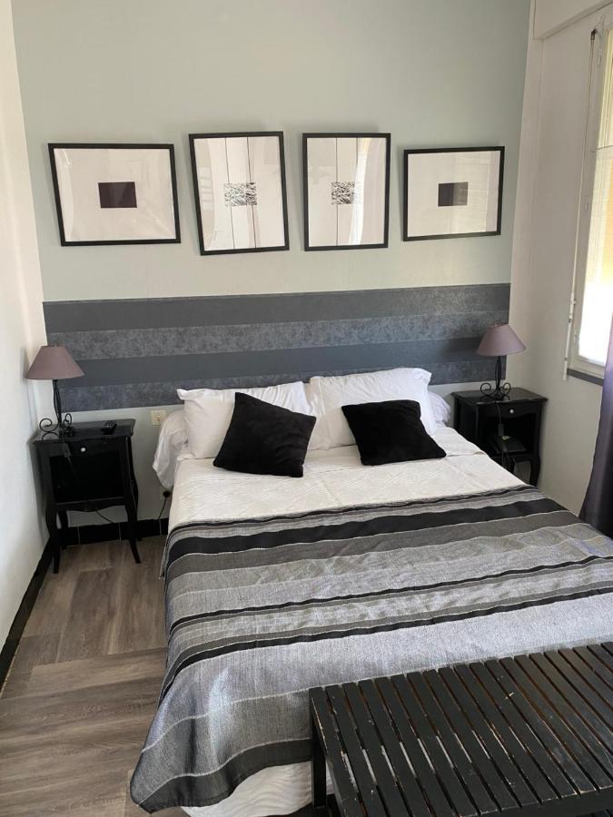 Hotel De Thau Meze Bagian luar foto